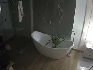 Camsoda Free Live Porn of voyeurcam-casa-salsa-bathroom-5