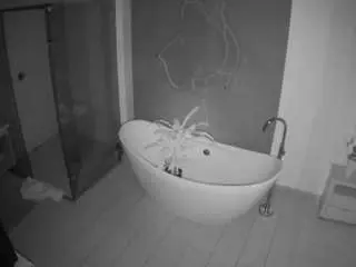 Camsoda Best Webcam of voyeurcam-casa-salsa-bathroom-5