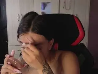 Camsoda Free Live Porn of andrea-jones11