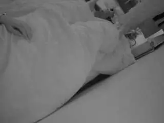 Camsoda Live Sex of voyeurcam-julmodels-whitebed-4