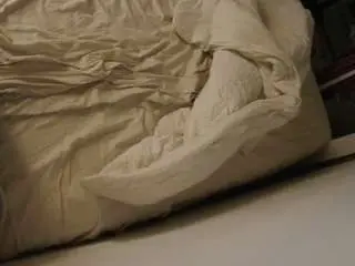 Camsoda Adult Webcam of voyeurcam-julmodels-whitebed-4