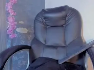 Camsoda Free Porn Cam of emilyy-77