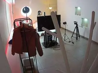 Camsoda Adult Video Chat of voyeurcam-jb-room-1