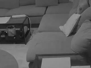 Camsoda Free Porn Cam of voyeurcam-julmodels-living-1