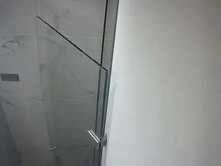 Camsoda Free Porn Cam of voyeurcam-casa-salsa-bathroom-7