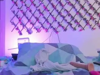 Camsoda Sex Chat of naughtyebonyy