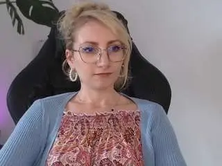 Camsoda Watch Live Sex Cams of cinderellamoon