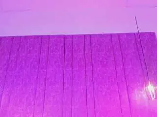Camsoda Free Porn Cam of gabiecarter