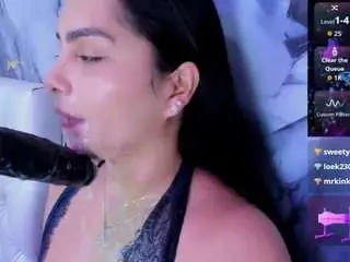 Camsoda Free Porn Cam of evelinn-belen