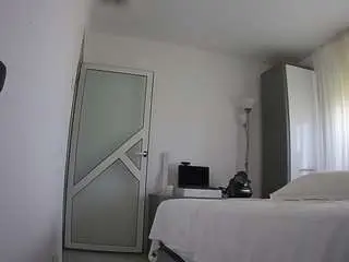 Camsoda Live Sex Cam of voyeurcam-charmhellen-kitchen