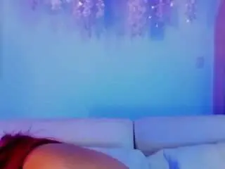 Camsoda Watch Live Sex Cams of mia-bloom