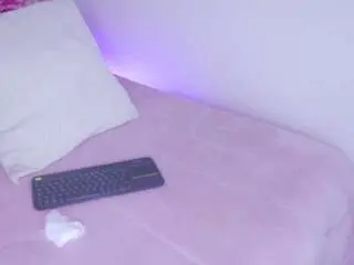 Camsoda Free Live Porn of lia-mackenzie