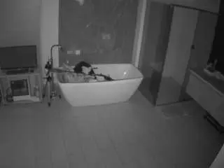 Camsoda Private Sex Chat of voyeurcam-casa-salsa-bathroom-4