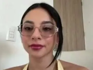 Camsoda Adult Video Chat of kiraalopez