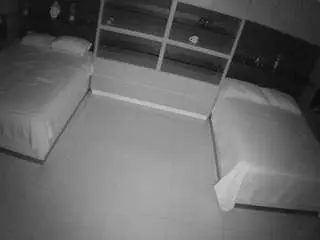 Camsoda Free Porn Cam of voyeurcam-casa-salsa-versus-room