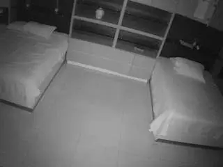 Camsoda Free Live Porn of voyeurcam-casa-salsa-versus-room
