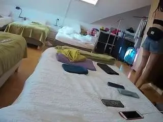 Camsoda Watch Live Sex Cams of voyeurcam-julmodels-bed-1