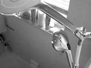 Camsoda Nude Webcam of voyeurcam-charleys-bathroom