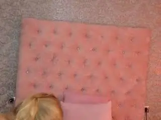 Camsoda Adult Webcam of akilla-queen