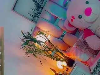 Camsoda Live Sex Cam of isabellalatingirs