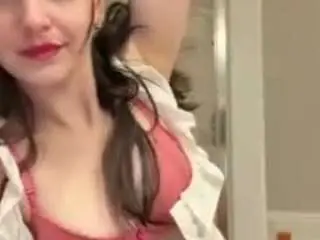 Camsoda Free Porn Cam of graceinheat