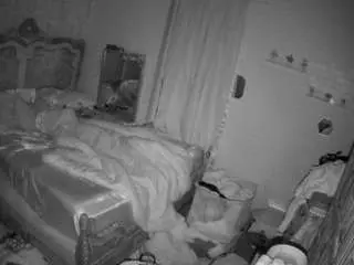 Camsoda Nude Webcam of voyeurcam-hornyhostel-03