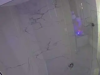 Camsoda Sex Chat of voyeurcam-casa-salsa-bathroom-10