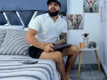 Chaturbate Free Live Porn of zack_froone