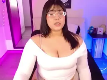 Chaturbate Live Sex Cam of alexakimm