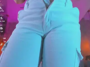Chaturbate Free Live Porn of shantalll__