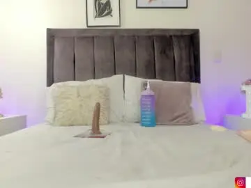 Chaturbate Free Live Porn of helen_mooree