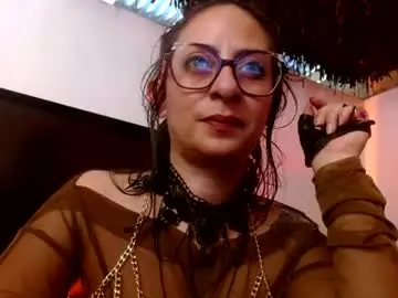 Chaturbate Live Sex Cam of serena_xyz
