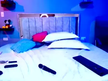 Chaturbate Watch Live Sex Cams of mia_rous01