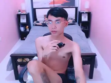 Chaturbate Adult Video Chat of pinoydaksstream
