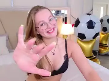 Chaturbate Live Sex Cam of madisonsmitt
