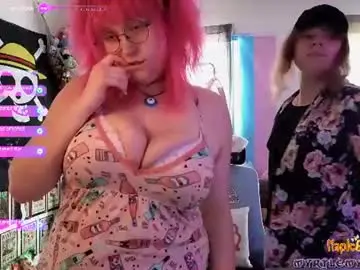 Chaturbate Live Sex Cam of myrtlemystic