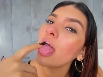 Chaturbate Nude Webcam of aitanajones1_