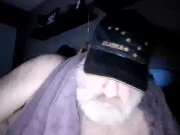 Chaturbate Best live sex cam show of straightbear4you