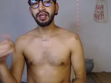 Chaturbate Live Porn of adrian_falcon