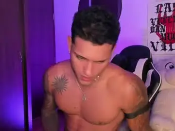 Chaturbate Live Porn of alessandro_vanni