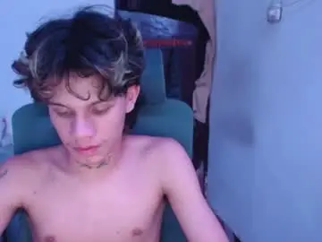 Chaturbate Free Porn Cam of andy_dan1