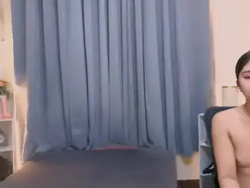 Chaturbate Live Sex Cam of curvycock_amelia