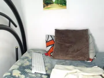 Chaturbate Live Sex Cam of matildarave