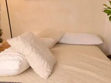 Chaturbate Best live sex cam show of mia_white11