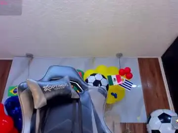 Chaturbate Best live sex cam show of lia_16_