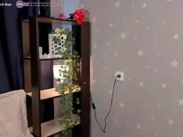 Chaturbate Live Sex Cam of cherryvessel
