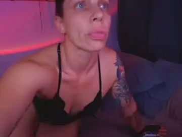 Chaturbate Free Porn Cam of rollamoonshine