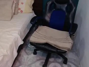 Chaturbate Sex Cam of scarlett_duboi1