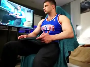 Chaturbate Live Sex Cam of danielkraig_for_u