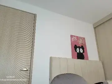 Chaturbate Live Sex Cam of sweetsarafoxxx